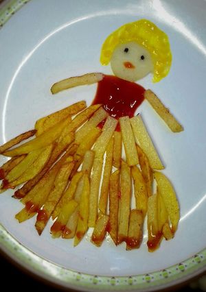 Foto principal de Muñeca con Patatas fritas para niños