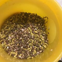 A picture of Mukhwas flax fennel.