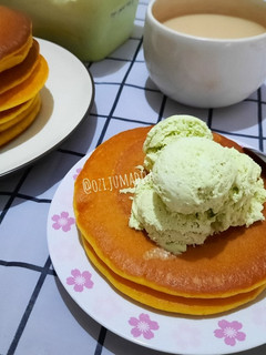 Foto resep Pancake 3 Telur dan Es Krim Alpukat