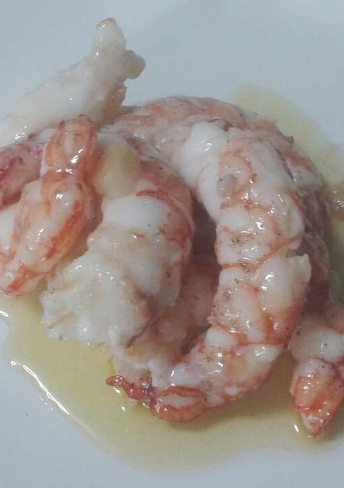 Una foto de Gambas al ajillo mmm.
