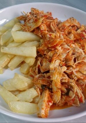 Una foto de Pechuga de Pollo Mechada