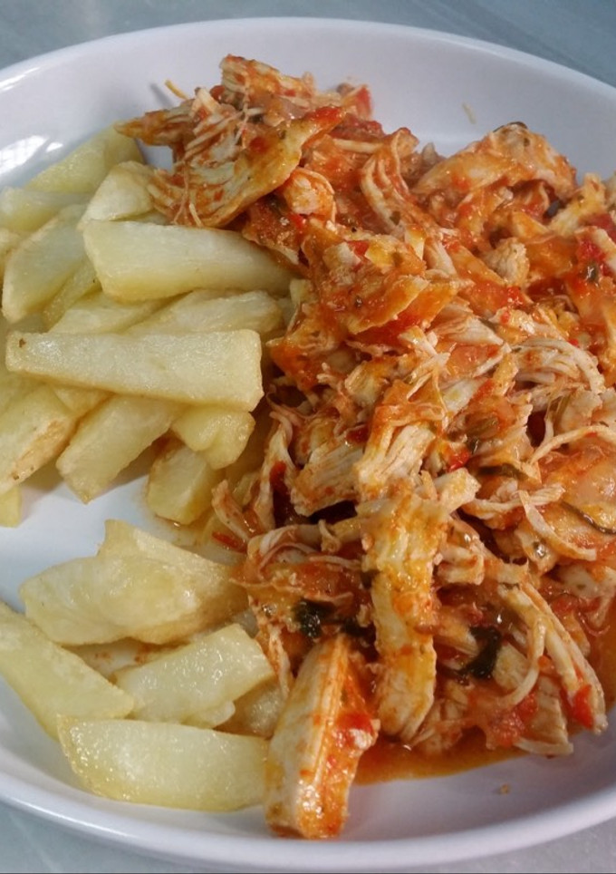 Una foto de Pechuga de Pollo Mechada