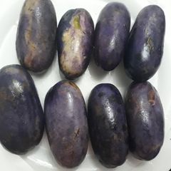 A picture of Ube(pear).