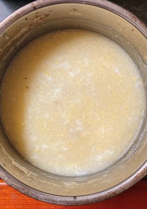 吻仔魚蛋花粥 的食譜成品照片