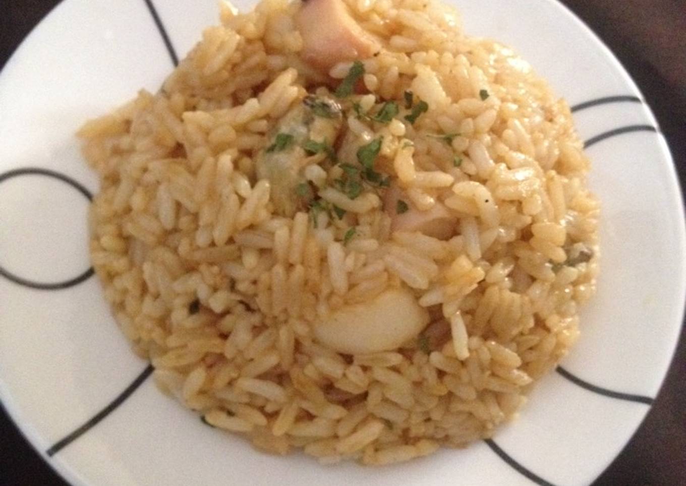Arroz marinero con crema de leche