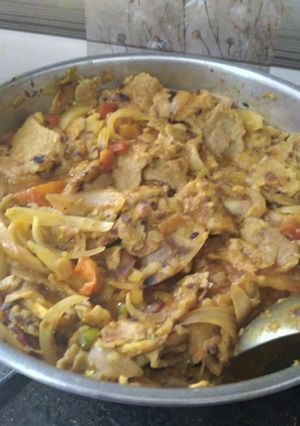 इण्डियन रोटी पास्ता (Indian roti pasta recipe in hindi) रेसिपी मुख्य फोटो
