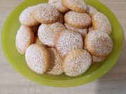 Una foto di biscotti al limone