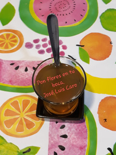 Una foto de Infusión de manzanilla y equinácea. "Pon flores en tu boca"