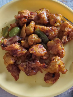 A picture of Spicy Cauliflower Manchurian.