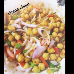 White chana chaat A picture of White chana chaat.