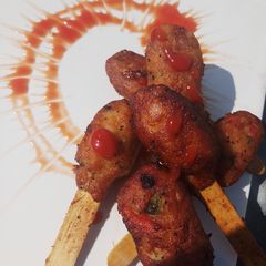 A picture of Veg mumbai lollipops.