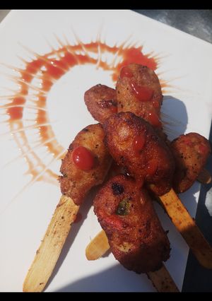 A picture of Veg mumbai lollipops.