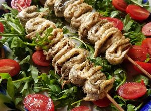 Foto di Spiedini di alici al forno