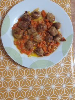 Una foto de Albóndigas en salsa