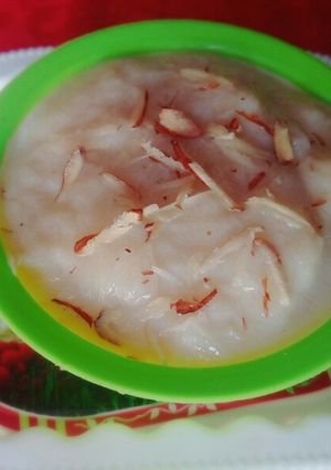 सेवई बादाम खीर (Sevai badam kheer recipe in Hindi) रेसिपी मुख्य फोटो