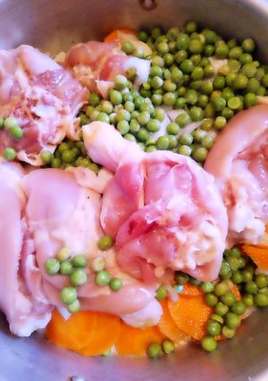 Una foto de Este es un arvejado de pollo receta de mi abuelita