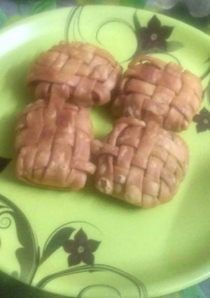 A picture of Peas samosa.