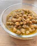 Lebanese Balila (chickpeas with garlic and olive oil) - under 30 minutes