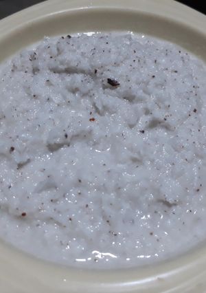 A picture of Coconut pudding.