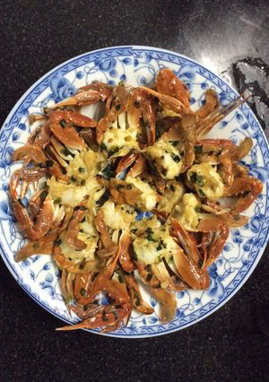 Hình của món Ghẹ ram mỡ hành.