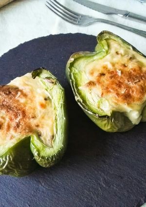 Foto principal de Pimientos rellenos al horno