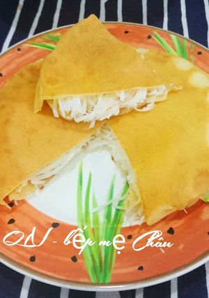 A picture of Coconut-Filled Honeycomb Cake.