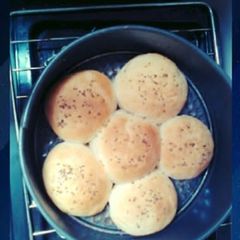 Baked pav buns A picture of Baked pav buns.