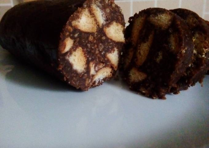 Рецепт: Шоколадный торт - из печенья ( вариант шоколадной колбасы)