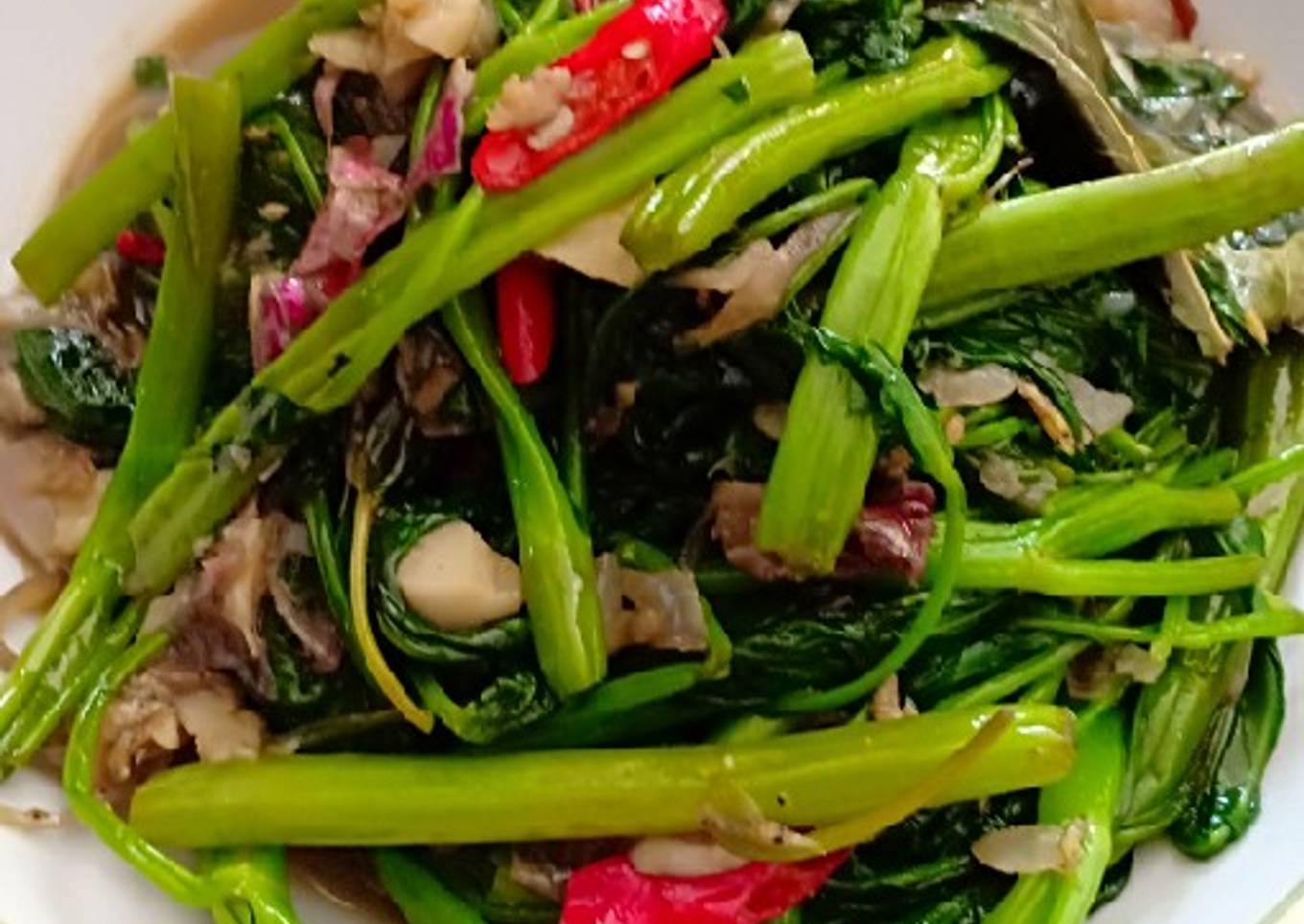 Bayam goreng