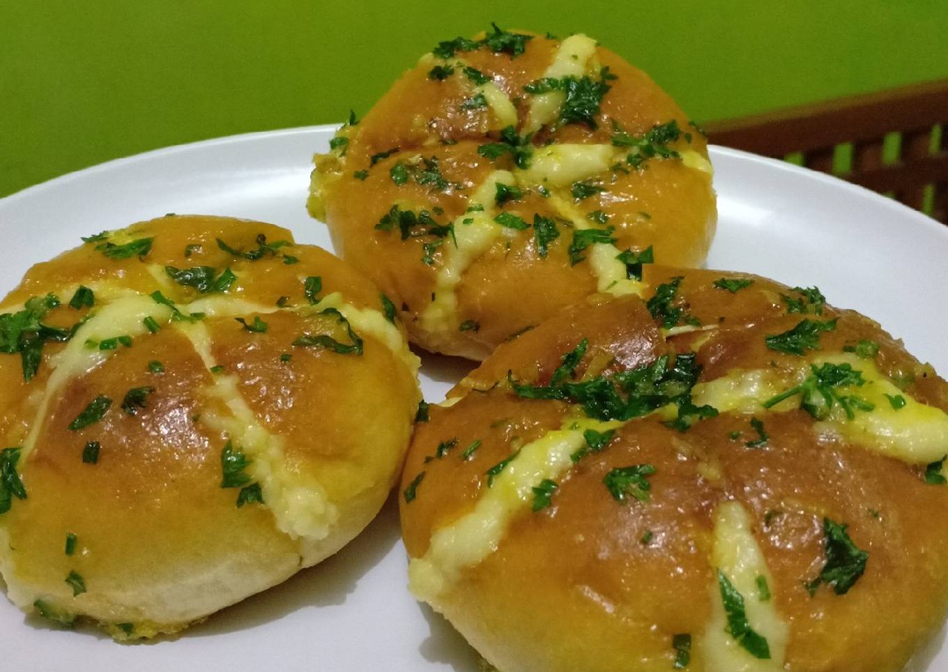 Korean Cream Cheese Garlic Bread