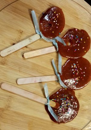 Dalgona Candy (ডালগোনা ক্যান্ডি) রেসিপির প্রধান ছবি