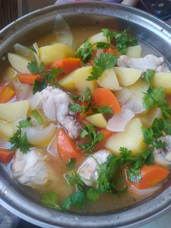รูปของ ต้มซุปไก่มันฝรั่ง