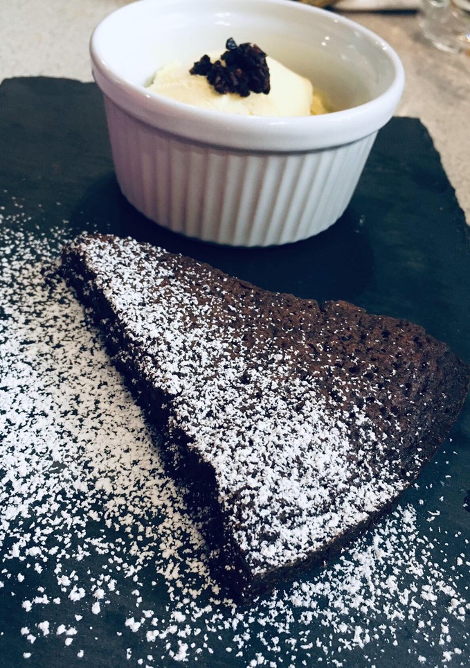 Svéd brownie: Kladdkaka 🥧🍫🥛 recept fotója