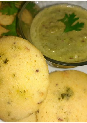A picture of INSTANT Rava IDLI.