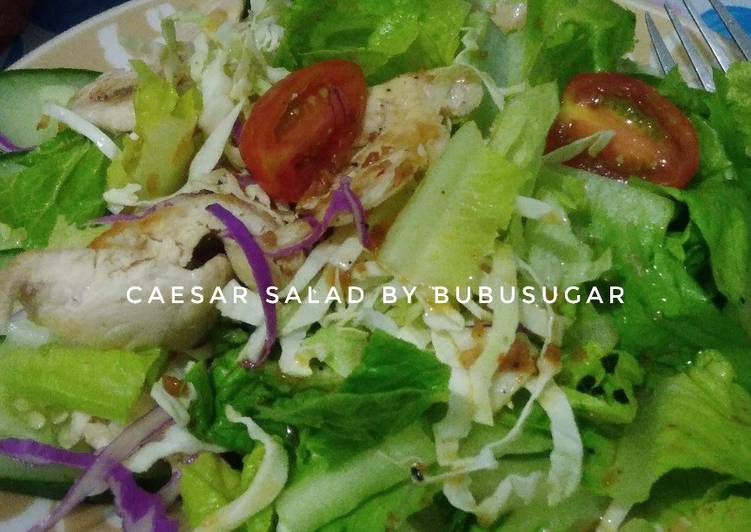 Cara Mudah Menyiapkan Caesar Salad With Healthy Dressing Bikin Ngiler