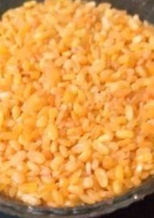 A picture of Moong Dal Mixture.