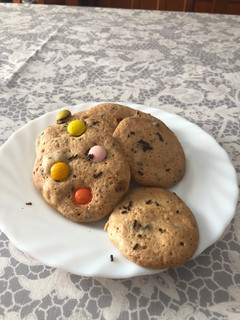 Foto principal de Galletas con virutas de chocolate y lacasitos thermomix 🍪