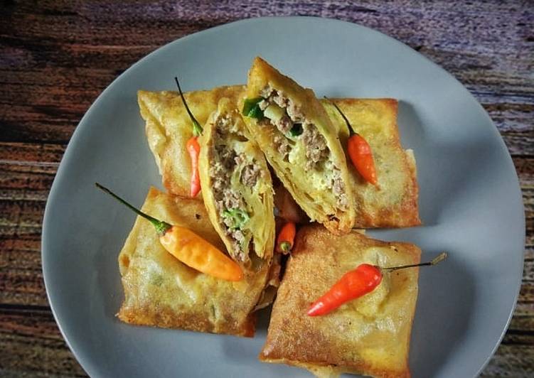 Martabak Telur Isi Daging