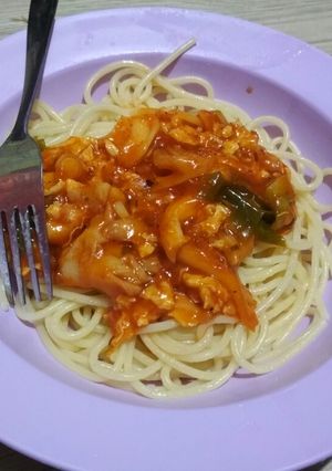 Foto resep Spaghetti with crumbles egg and oyster mushroom bolognese sauce