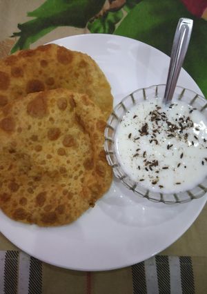 दही और आलू कचौरी रेसिपी मुख्य फोटो