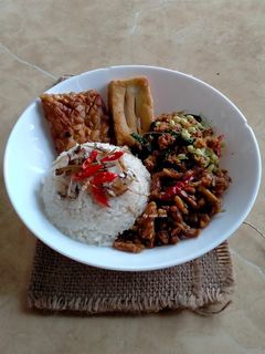 Foto resep Nasi Liwet Magic Com