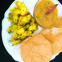 A picture of Poori bhaji.