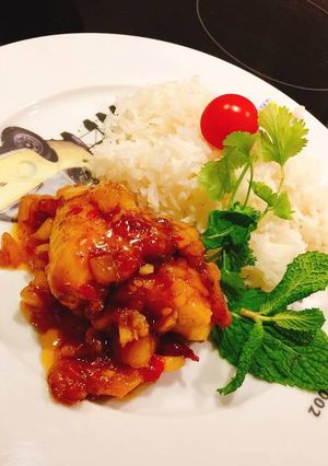 Hình của món Đùi gà sốt táo (pome hoặc lê).