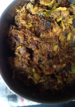 A picture of Banana flower curry.