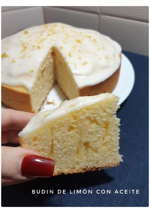 Una foto de Budín de Limón con Aceite 🍋