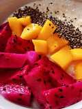 Oat masak toping buah buahan