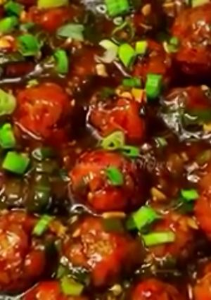 A picture of Veg roti manchurian.