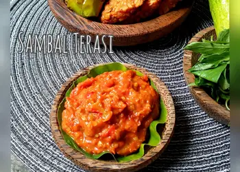 Gampangnya Menyajikan Sambal Terasi Mantul Banget