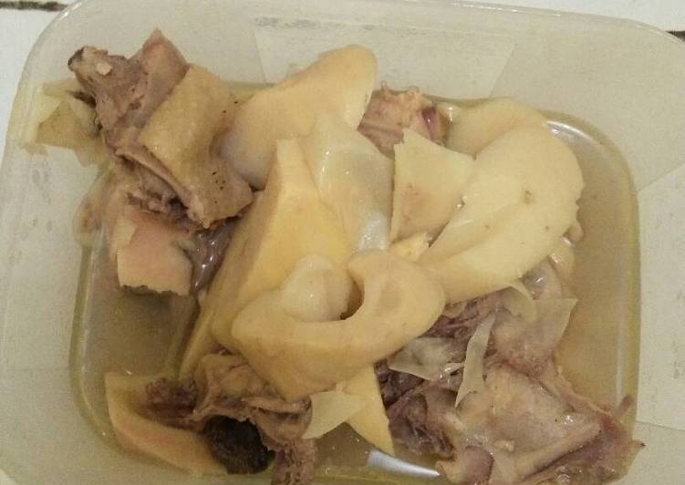 Sop ayam kampung campur rebung muda