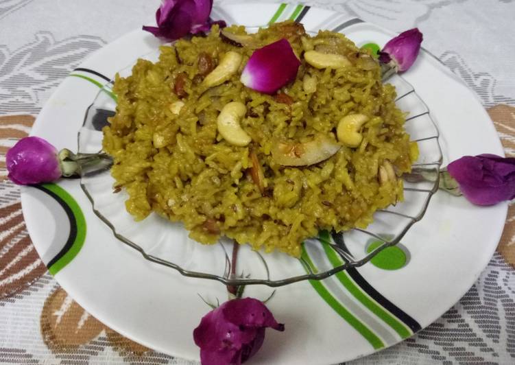 Zarda (jaggery rice pulav)